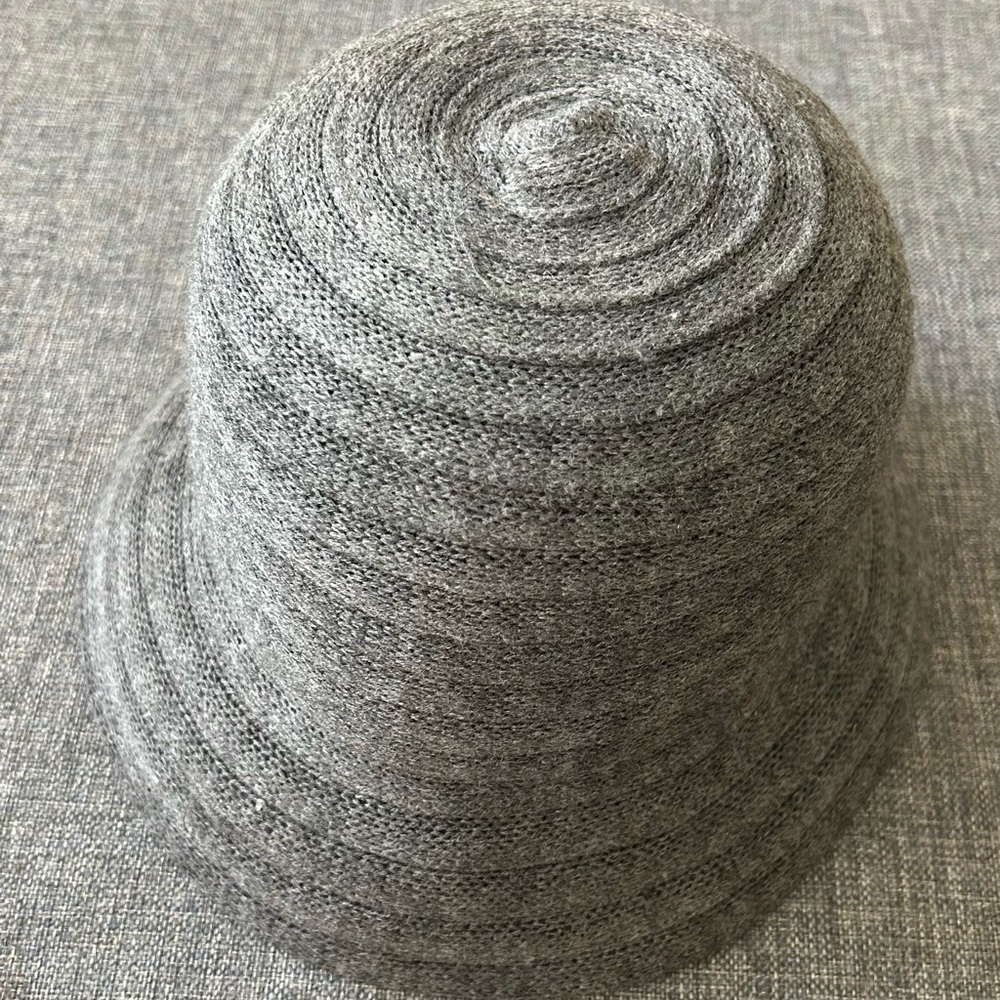 GAP Charcoal Knit Bucket Hat